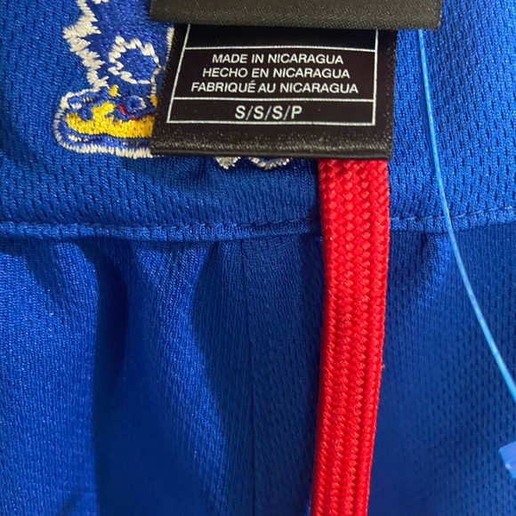 Mens KU Kansas Jayhawks basketball shorts - Picture 3 of 3